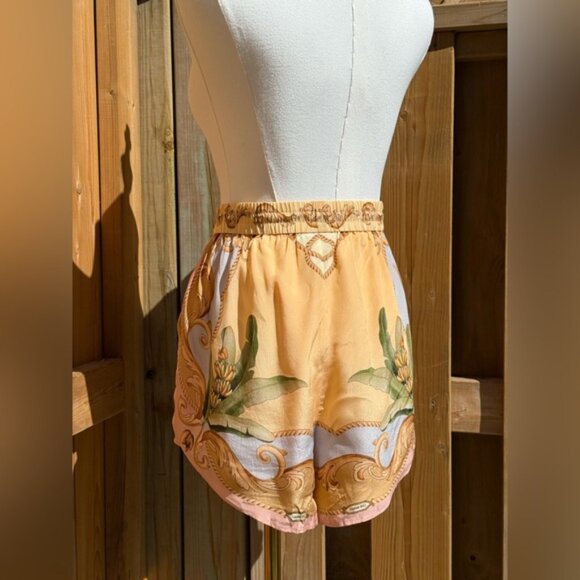 🆕 FARM Rio 🧿 NWOT Multicolor Banana Royalty Kaleidoscope Shorts, Sz L - Picture 10 of 16